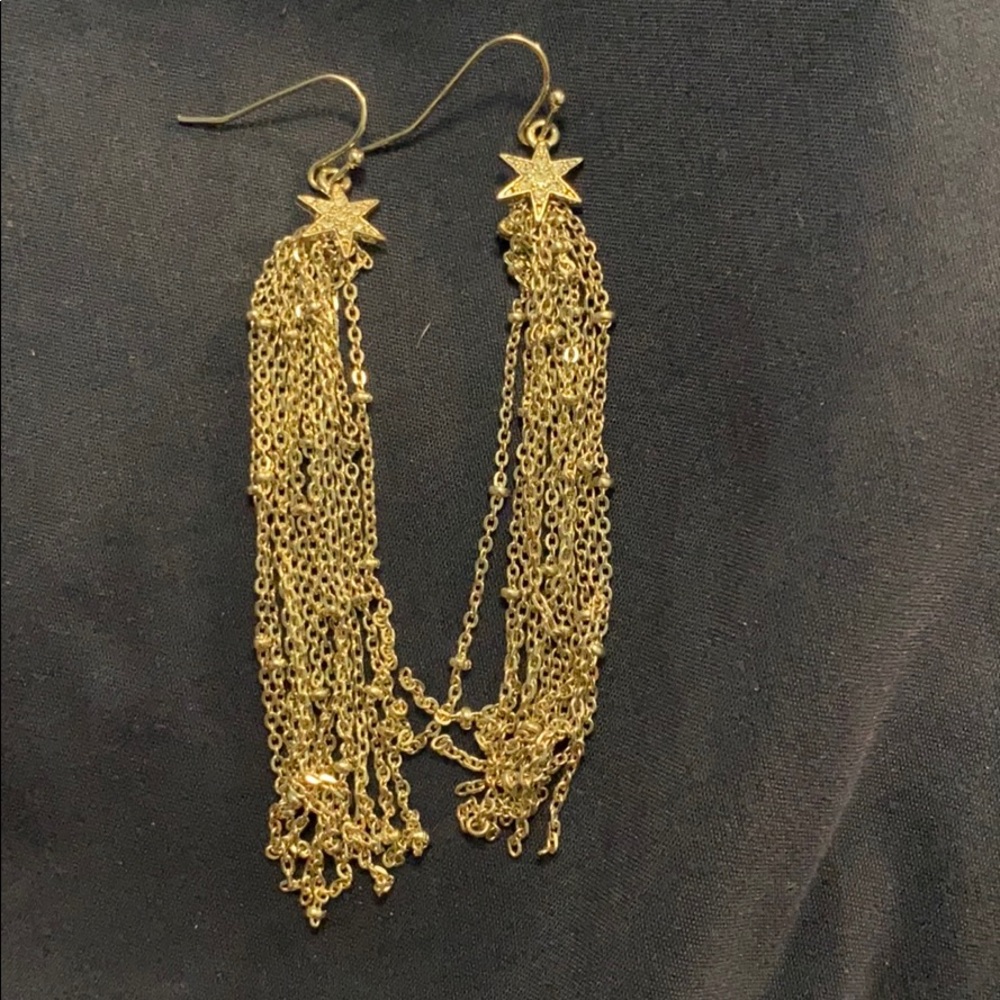 Dangle earrings